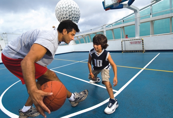 Royal Caribbean International Voyager of the Seas Exterior Hoops Court 3.jpg